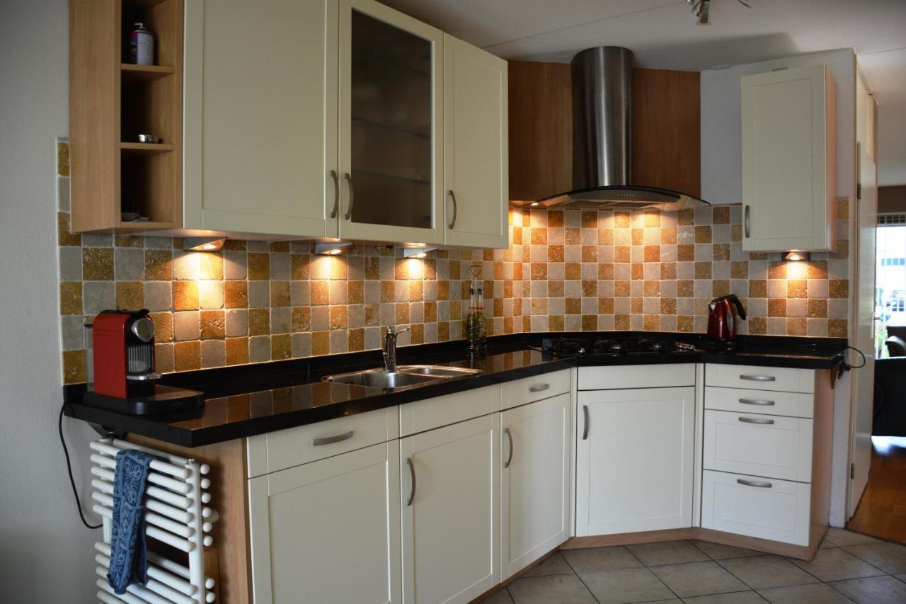 Mango House Homestay Zuidwolde  Eksteriør billede