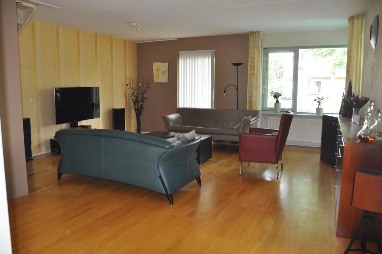 Mango House Homestay Zuidwolde  Eksteriør billede