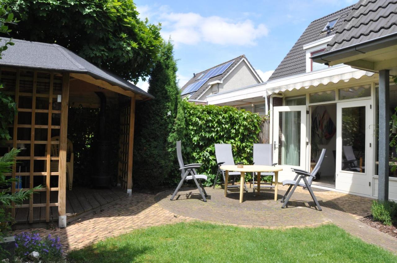Mango House Homestay Zuidwolde  Eksteriør billede