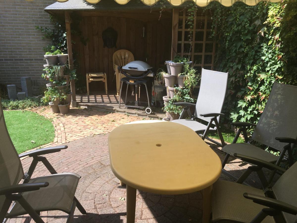 Mango House Homestay Zuidwolde  Eksteriør billede